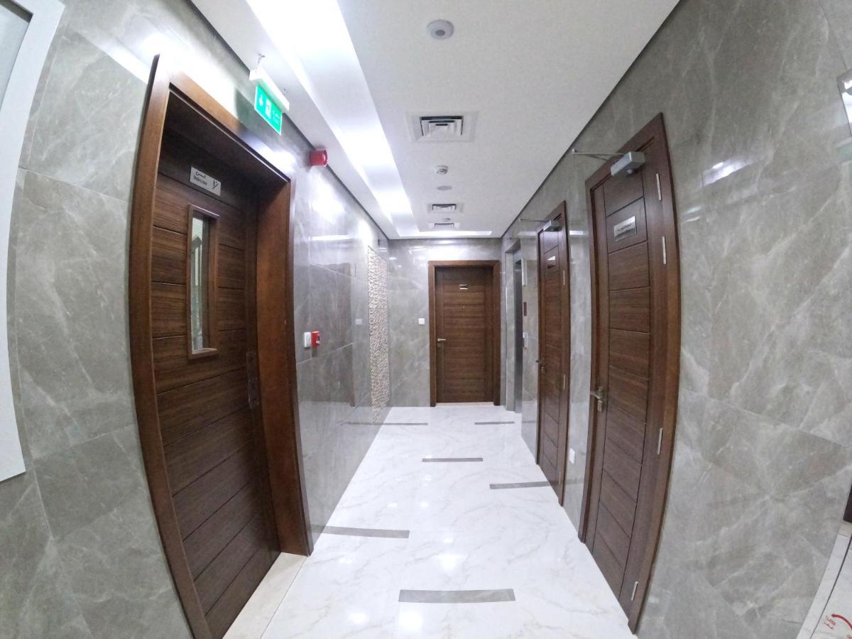 Karama Star Residence Dubai Exterior photo